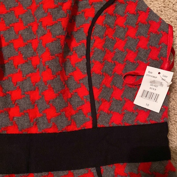 Brand new Dress with tags!!! - Picture 3 of 3